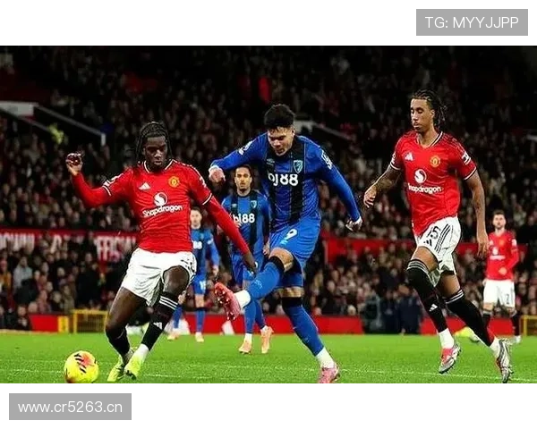 曼联进攻组织混乱问题进一步凸显，对球队整体表现造成影响