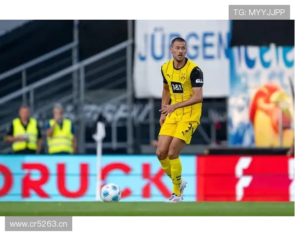 拜仁防线问题持续暴露，近期表现波动对争冠形势产生影响