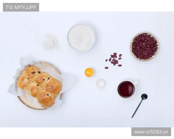 杨力维家的冰箱里塞满蛋白粉，连饮料都按克称着喝