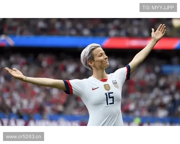 拉皮诺晒出退役后第一笔奢侈消费，网友：这比她当年年薪还高？